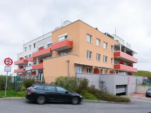 Prodej bytu 1+kk, Praha - Kyje, Federova, 34 m2