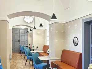 Pronájem restaurace, Dobříš, náměstí Svobody, 419 m2