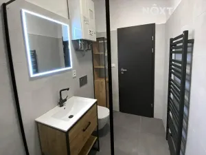 Pronájem bytu 2+kk, Praha - Holešovice, Plynární, 44 m2