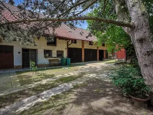 Pronájem rodinného domu, Hajany, 158 m2