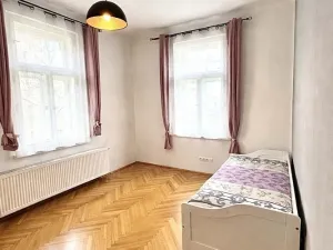 Pronájem bytu 3+kk, Praha - Libeň, V Holešovičkách, 70 m2