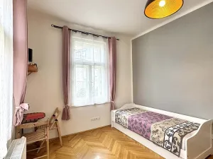 Pronájem bytu 3+kk, Praha - Libeň, V Holešovičkách, 70 m2
