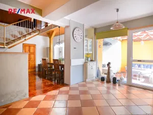 Prodej rodinného domu, Velké Bílovice, Svárov, 213 m2