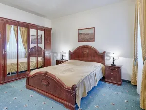 Prodej ubytování, Karlovy Vary, Mariánskolázeňská, 1425 m2