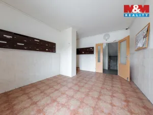 Prodej bytu 1+1, Chodov, náměstí 9. května, 36 m2