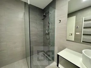 Pronájem bytu 1+kk, Zlín, Lorencova, 44 m2