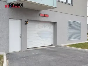 Pronájem bytu 2+kk, Plzeň, Štefánikova, 59 m2