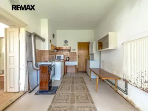 Prodej rodinného domu, Dobrovice, 180 m2