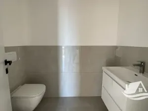 Prodej bytu 4+kk, Tribunj, Chorvatsko, 105 m2