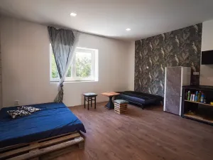 Prodej zemědělského objektu, Bžany, 1600 m2