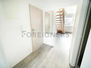 Pronájem bytu 3+kk, Brno, Poděbradova, 57 m2