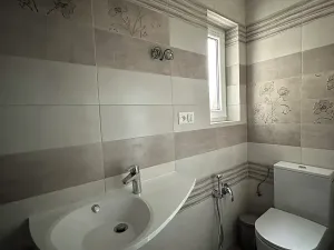 Prodej rodinného domu, Nová Role, 270 m2