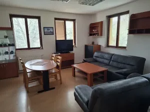 Pronájem vícegeneračního domu, Břestek, 200 m2
