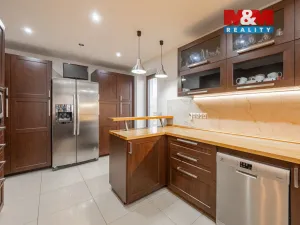 Prodej rodinného domu, Neustupov, 450 m2