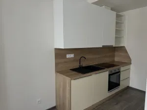Pronájem bytu 1+kk, Zlín, Zarámí, 35 m2