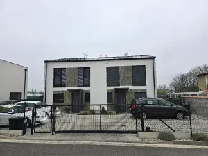 Pronájem rodinného domu, Úhonice, 106 m2