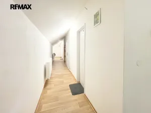 Pronájem ubytování, Drahelčice, V Brance, 164 m2