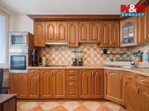 Prodej bytu 4+1, Litoměřice - Pokratice, Ladova, 77 m2