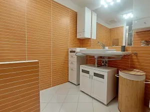 Pronájem bytu 2+kk, Praha - Strašnice, Gutova, 48 m2