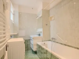 Pronájem bytu 3+1, Praha - Vinohrady, Písecká, 101 m2