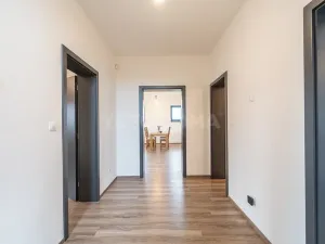 Prodej rodinného domu, Kornatice, 270 m2