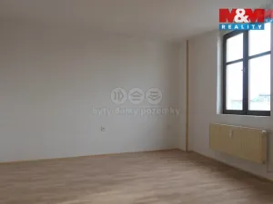 Pronájem bytu 1+1, Jaroměř, nám. Československé armády, 50 m2