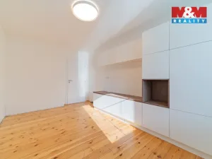 Prodej bytu 2+1, Aš, Smetanova, 46 m2