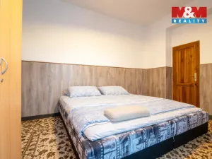 Prodej bytu 3+1, Nový Bor - Arnultovice, Gen. Svobody, 97 m2