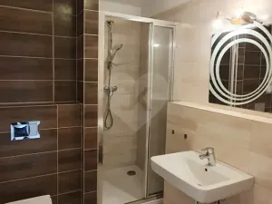 Pronájem bytu 1+kk, Praha - Uhříněves, Oty Bubeníčka, 31 m2