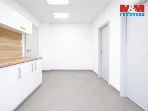 Prodej kanceláře, Louny, Březinova, 173 m2