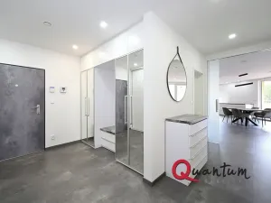 Pronájem bytu 4+kk, Praha - Prosek, Na samotě, 167 m2