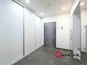 Pronájem bytu 4+kk, Praha - Prosek, Na samotě, 167 m2