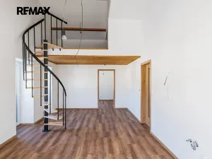 Prodej bytu 3+kk, Svoboda nad Úpou, Nádražní, 65 m2