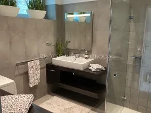 Prodej rodinného domu, Bratislava, Slovensko, 490 m2