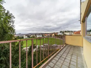 Pronájem bytu 2+1, Praha - Dejvice, Na Kodymce, 95 m2