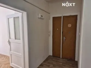 Pronájem bytu 2+1, Praha - Žižkov, Žerotínova, 64 m2