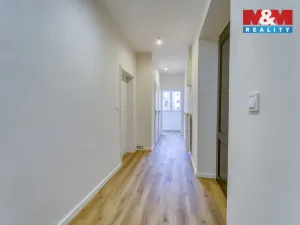 Pronájem bytu 2+kk, Plzeň - Jižní Předměstí, Klatovská třída, 68 m2