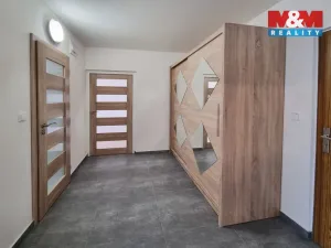 Pronájem bytu 2+1, Karlovy Vary - Stará Role, Fibichova, 54 m2