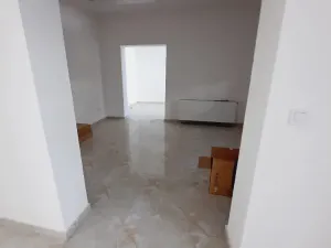 Pronájem obchodního prostoru, Lovosice, 8.května, 145 m2