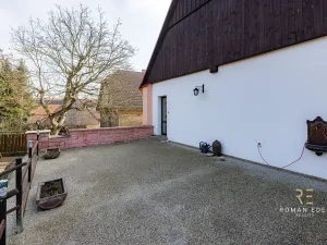 Prodej vícegeneračního domu, Chotiněves, 495 m2