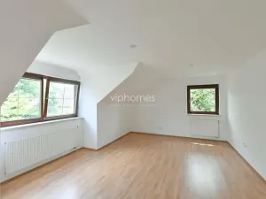 Pronájem vily, Průhonice, Jetelová, 370 m2