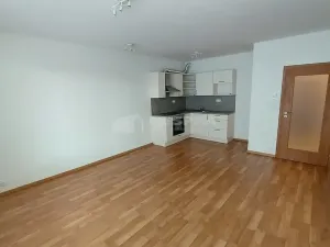 Pronájem bytu 2+kk, Praha - Hostivař, Rižská, 57 m2
