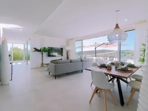 Prodej bytu 3+kk, La Línea de la Concepción, Španělsko, Paseo Marítimo de La Alcaidesa, 111 m2