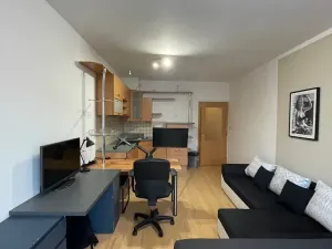 Pronájem bytu 1+kk, Brno, Lidická, 30 m2