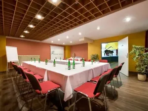 Prodej komerční nemovitosti, Třebíč, Karlovo nám., 5000 m2