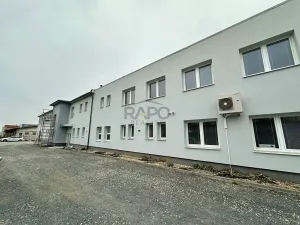 Pronájem obchodního prostoru, Napajedla, 2. května, 11 m2