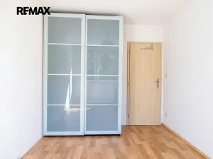 Pronájem bytu 4+kk, Praha - Libeň, Na hájku, 75 m2