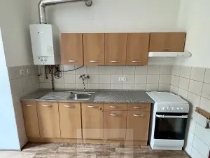 Pronájem bytu 2+kk, Praha - Malá Strana, Petřínská, 38 m2