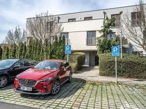 Pronájem bytu 2+kk, Zbuzany, Lomená, 45 m2