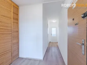 Pronájem bytu 3+kk, Praha - Řepy, Nevanova, 71 m2